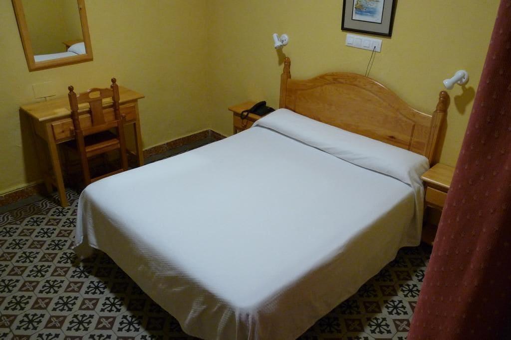 סביליה Hostal Sierpes מראה חיצוני תמונה