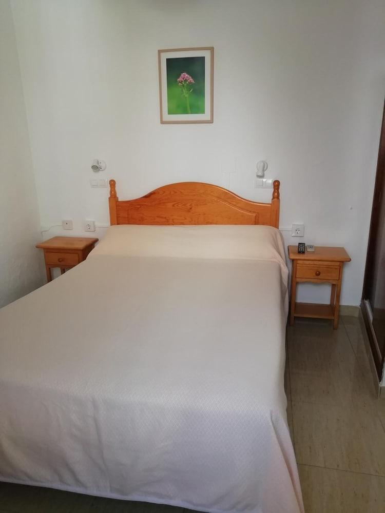 סביליה Hostal Sierpes מראה חיצוני תמונה