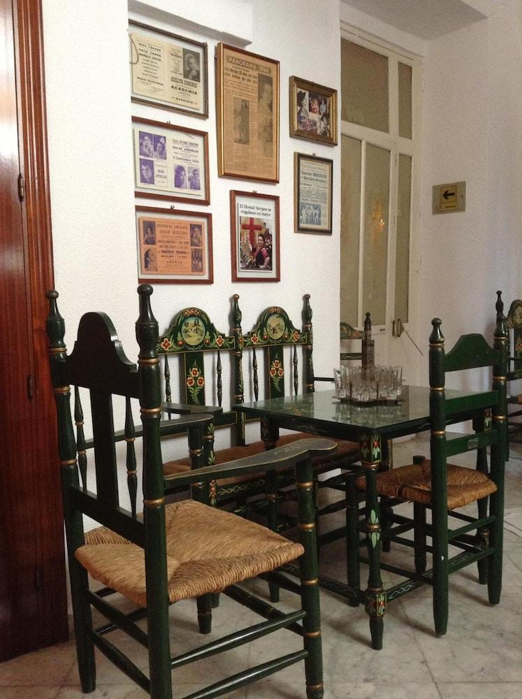 סביליה Hostal Sierpes מראה חיצוני תמונה