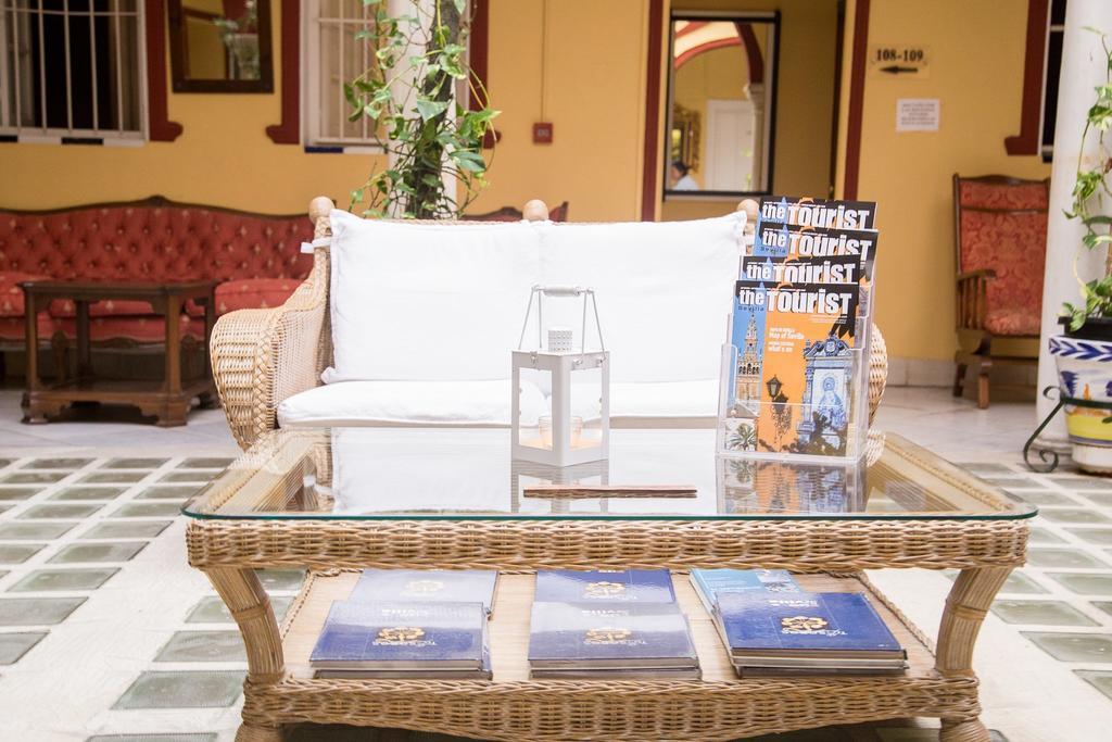 סביליה Hostal Sierpes מראה חיצוני תמונה