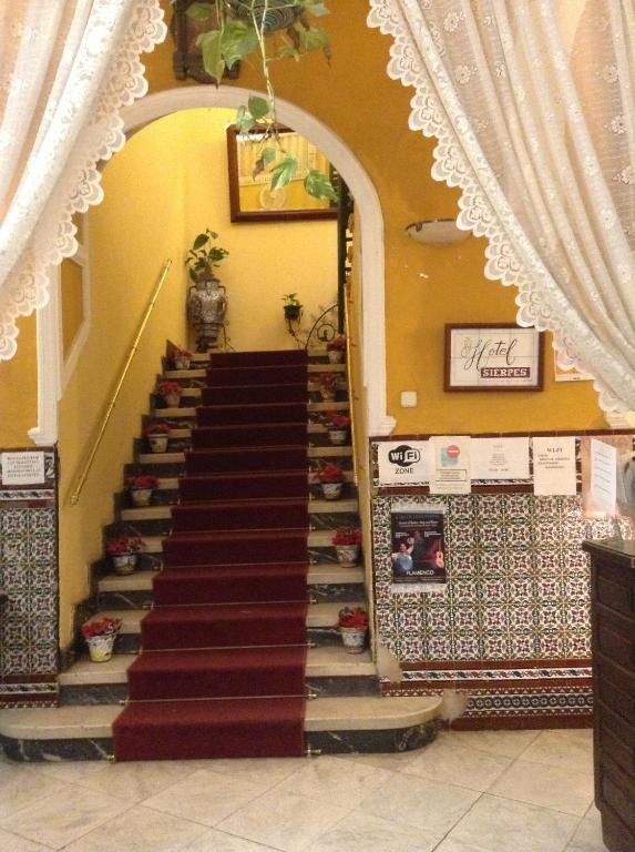 סביליה Hostal Sierpes מראה חיצוני תמונה